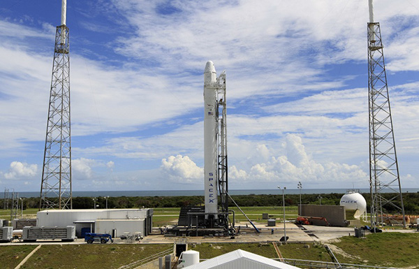 Falcon 9 вновь осталась на Земле 