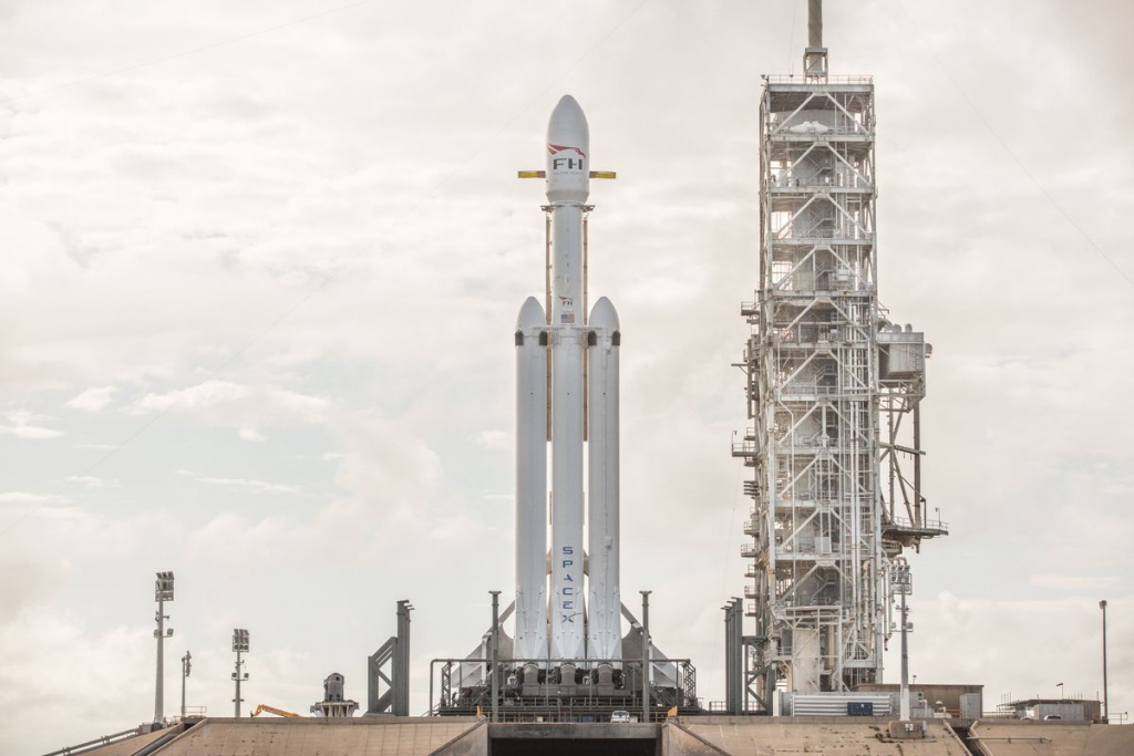inSpace Forum: Pochemu zapusk Falcon Heavy stal istoricheski vajnim v kosmicheskoi industrii 2