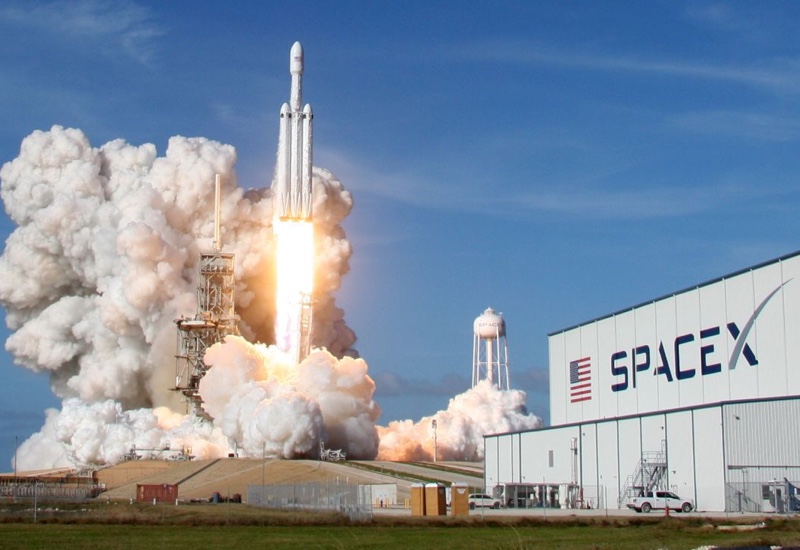 Why Falcon Heavy launch was historically important for space industry?