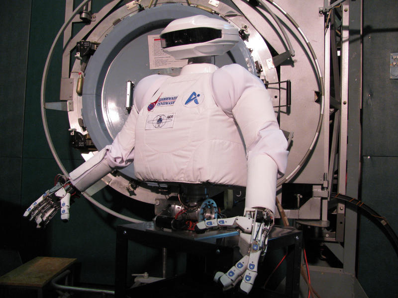 РФ отправит робота на орбитальную станцию в качестве члена экипажа 