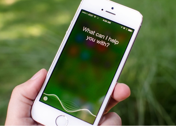 Apple ищет психолога для Siri
