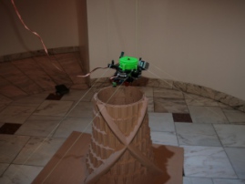 Шведский студент создал самодельный подвесной 3D-принтер