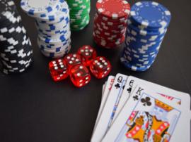 Interest to online poker is falling, and in slots and bets is growing