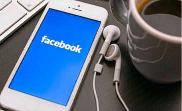Чат-бот Facebook научится поддерживать логичную и непринужденную беседу