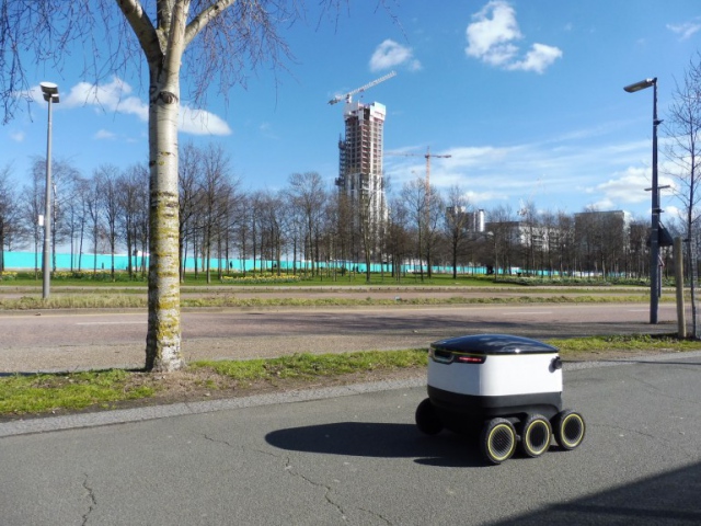 На улицах стран Европы появятся роботы-курьеры