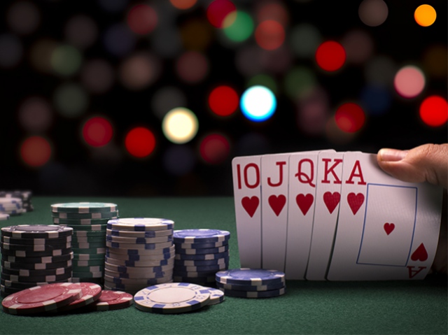 Покерных турниров стало больше в России и за ее пределами