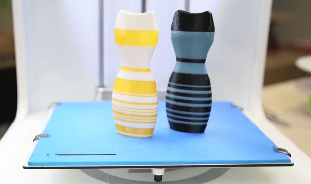 The Famous Blue and Black Dress (or White and Gold) Becomes a 3D Printed Meme