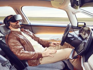 Virtual reality installed in self-driving electric Renault Symbioz