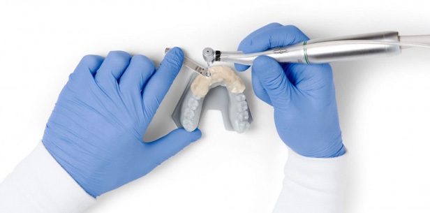 В Formlabs разработали первую биосовместимую смолу для стоматологической практики