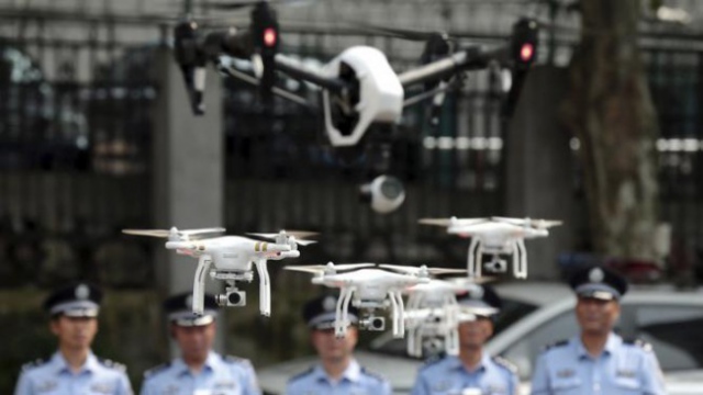 В Китае создан первый отряд полицейских дронов