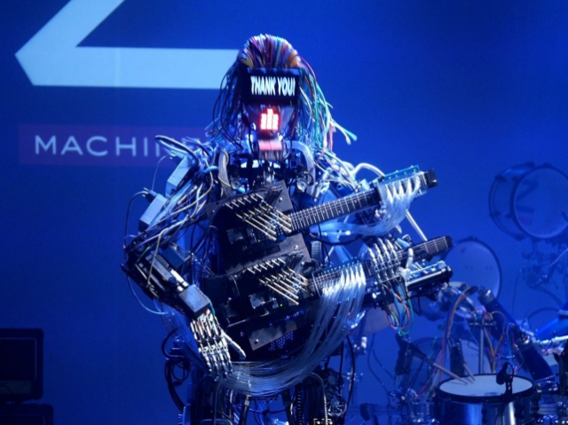 «We will rock you!»: роботы-рокеры, которые покорили мир