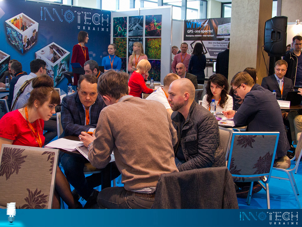 Зона speed dealing на конференции InnoTech Ukraine в Киеве